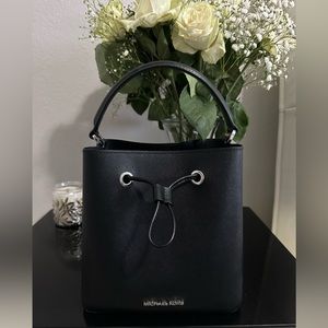 Small Mickael Kors Purse